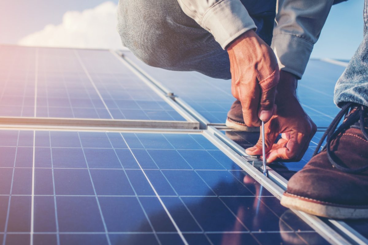 Panneaux solaires hybrides : l'avenir de l'énergie renouvelable