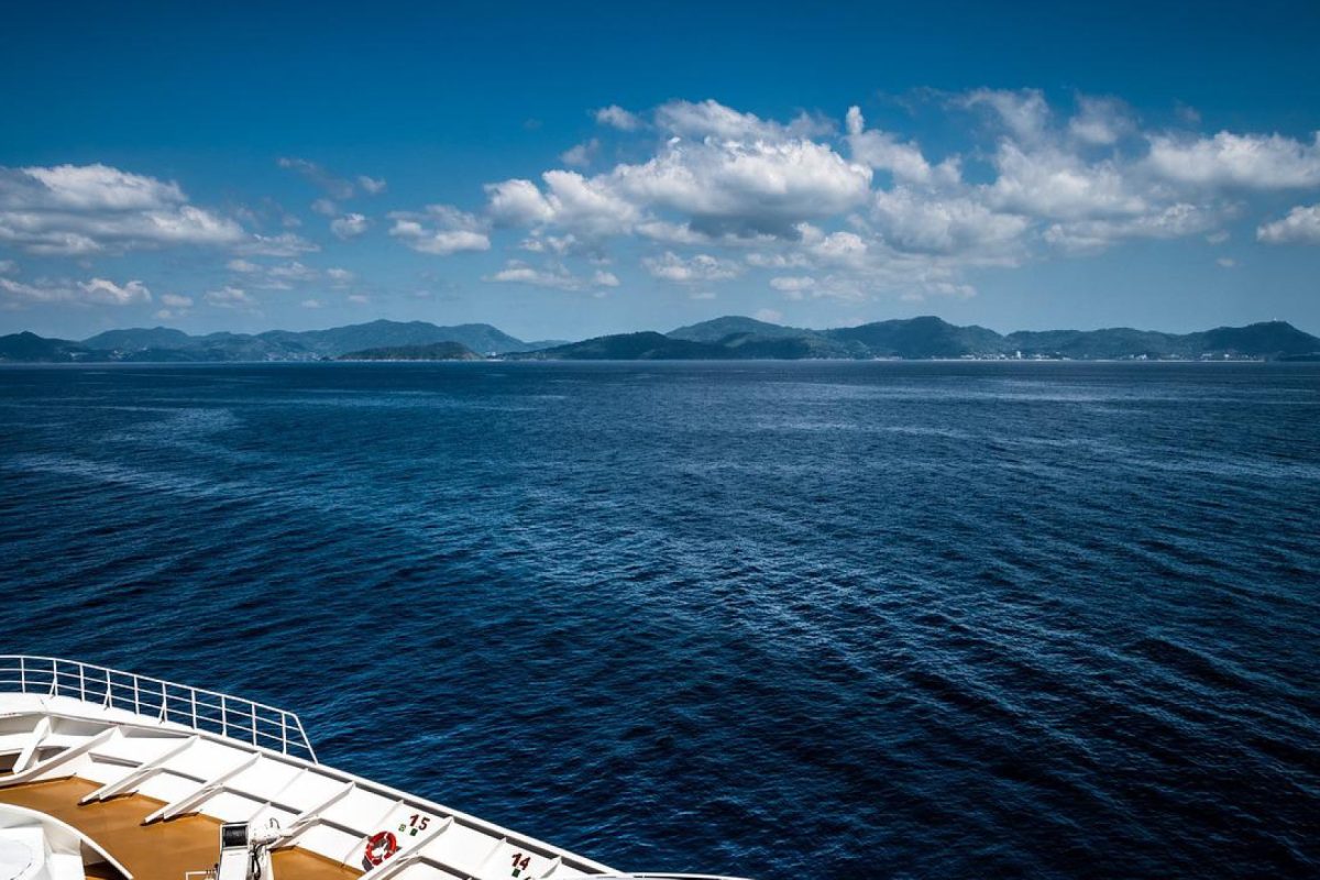 Croisière sans frontières : quand la mer devient terrain d’aventure inattendu