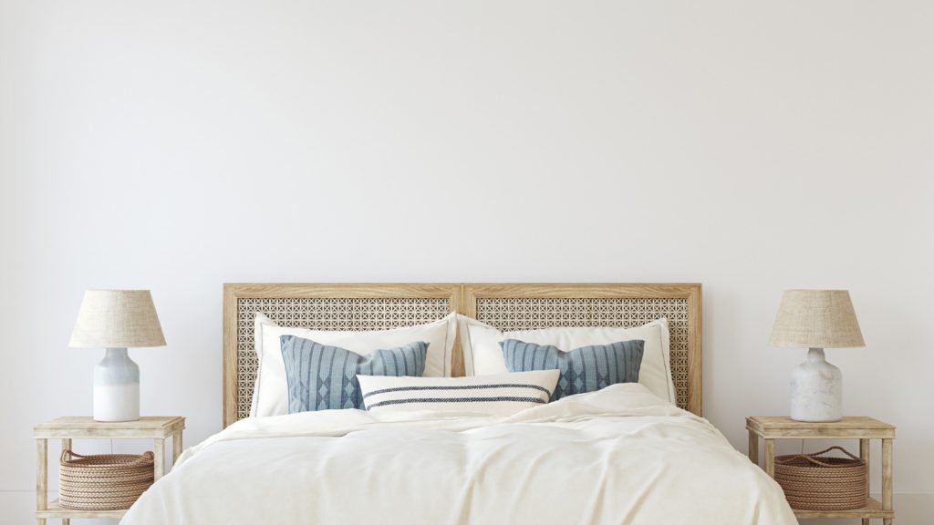 Réussir l’installation de votre tête de lit 160 : conseils pratiques